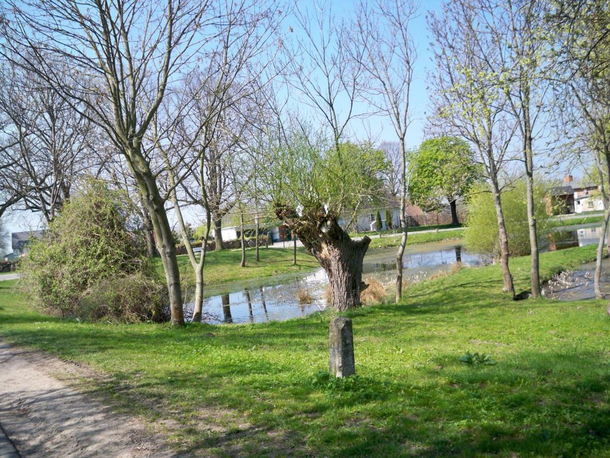 Haeuschen Im Gruenen Villa Jornstorf Buitenkant foto