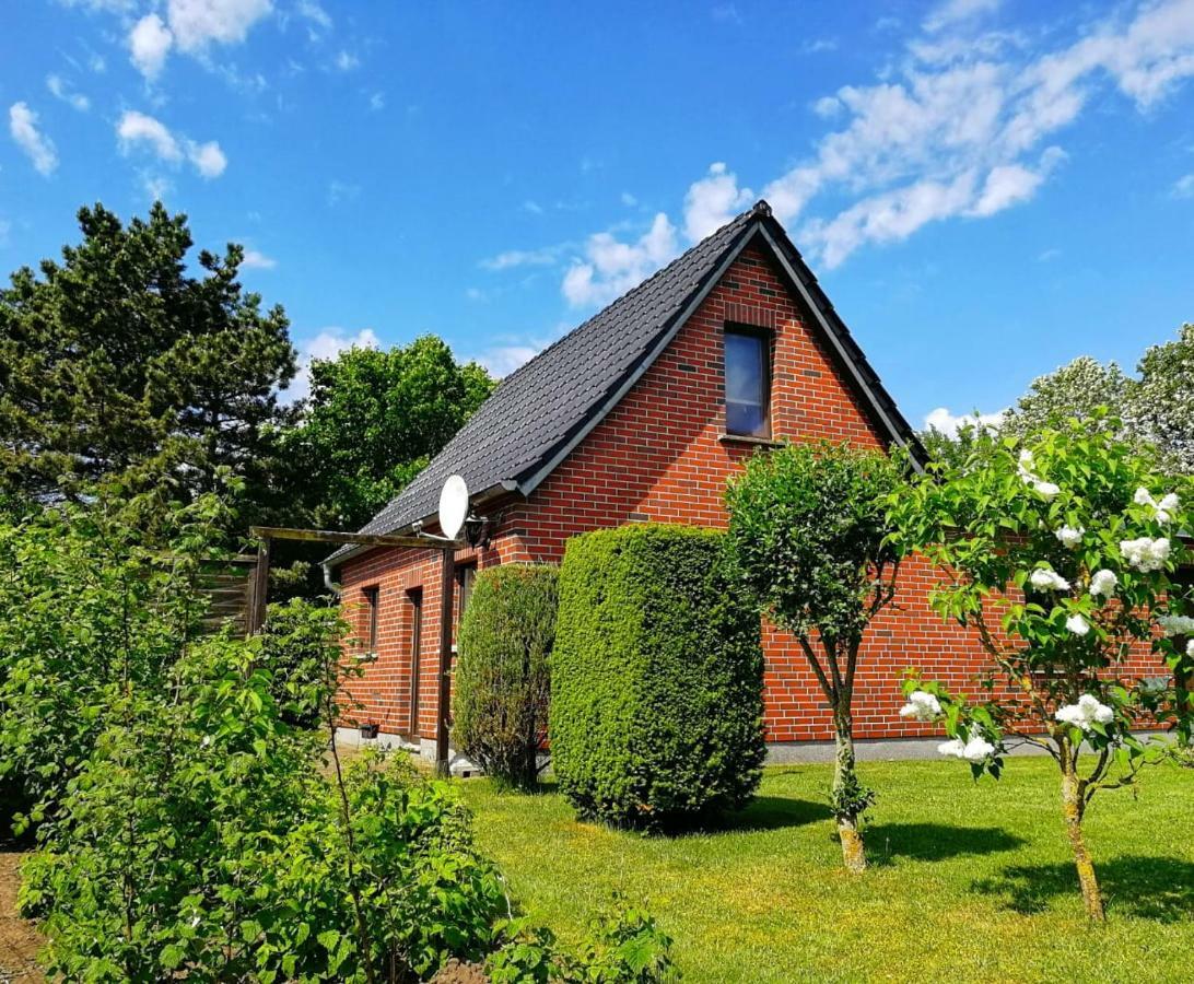 Haeuschen Im Gruenen Villa Jornstorf Buitenkant foto